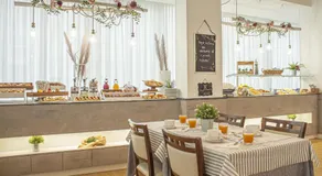 Hotel Sandra - Image 3