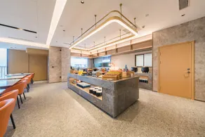 Starway Hotel Yinchuan Yuehai Xintaindi Wanda Plaza - Image 3