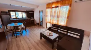Kastela Guest House - Image 2