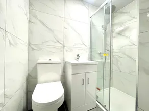 Kings Cross Guest House - Image 3