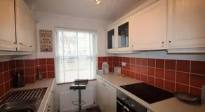 Flat 1 Alfred Mews - Image 4