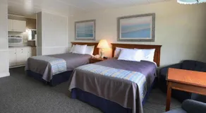 Lark Motel - Image 2