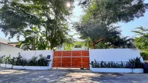 Family Villa w Saltwater & Kids Pool - Image 2