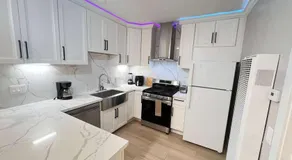 8354 Adam Unit B 1Bed 1Bath by SD Stay - Image 3