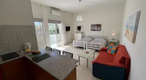 Themis Beach Apartments - Image 2