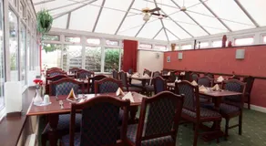 Roselawn Hotel - Image 3
