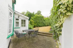 Holiday Home of the Month! Finchley, Sleeps 5 - Image 2