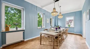 Große Altbau Wohnung I 3 Schlafzimmer I 2 Terrassen I Zentral I 8 Personen - Image 2