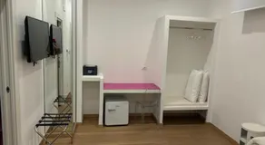 Corsica Rooms - Image 1