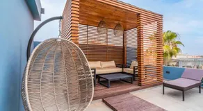 Design Art Gallery Apartment Marrakech swimming pool on the Roof - Image 3
