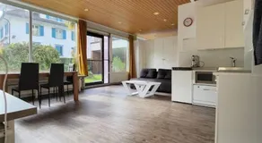 Schöne ruhige Wohnung mit Sicht auf den Innenpark - Image 3