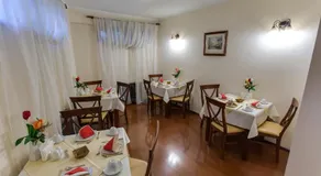 Vila Paris Boutique Hotel - Image 5