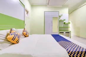 Radio Backpacker Guesthouse Syariah - Image 2