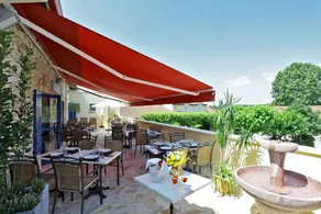 Logis Hotel Le Sorbier - Image 2