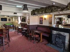 The Queens Head - Image 3