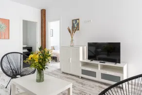 Apartamento de 4 habitaciones en Santander - Image 2