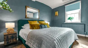 The Blue Anchor House - close to London - Image 2