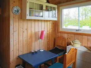 6 person holiday home in HOLSLJUNGA-By Traum - Image 5