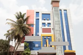Hotel City Leaf - Image 1