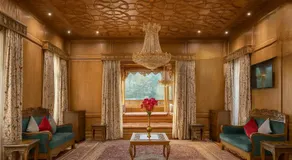 Nazneen Group Of Houseboats - Image 2