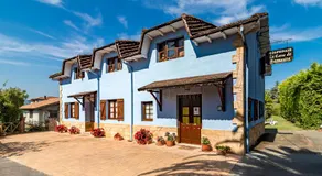 La Casa de Mamasita - Image 5