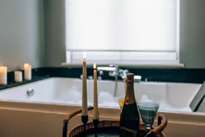 A9)Four Stylish APT for Groups 16+ppl @CITYcenter - Image 2