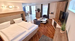 Hotel Anneliese - Image 2