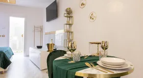 FASHION APARTMENT GOLD Bologna with JACUZZI & CAR GARAGE - Image 4