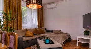 Center House - Otthon, csak máshol! - Image 2