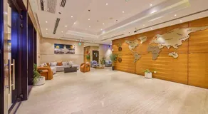 Grand Stay Holiday Homes Al Jaddaf - Image 3