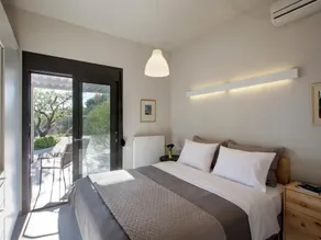 Modern Villa in Nea Agchialos with Garden and Barbecue - Image 5