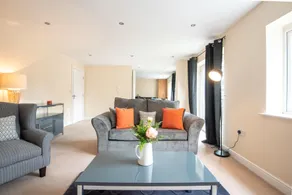 Apartment 9 - Image 5