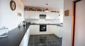 2 Bedroom Holiday Flat in Dana Bay - Image 3