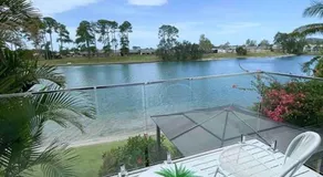 Tranquil Oasis on Pine Lake - Image 4