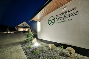 Maciejowe Wzgórze Domek z dwoma niezależnymi apartamentami ze SPA - Sauna, Jacuzzi, Tężnia, Izba Solna i Solankowa, Balia na wyłączność z hydromasażami - Image 2