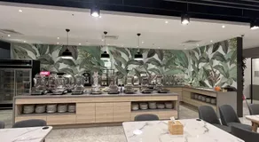 Benz Hotel - Image 2