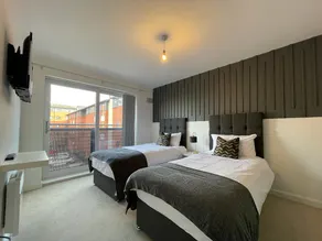 Grand Station Suite - Image 2
