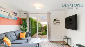 Grangemouth, 3 Bed House, Free Parking, Business or Leisure - Image 2