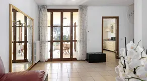 La Villa - Image 3