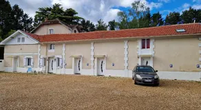 07 - Joli studio tout équipé avec un lit double, vue sur jardin, parking privatif gratuit, grand fourgon possible, tout le linge de maison est fourni - Image 4