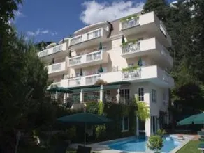 Hotel Pienzenau Am Schlosspark - Image 3