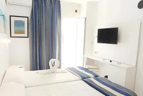 Hotel Cassandra - Image 2