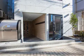 Laffitte Tokyo WEST - Image 4
