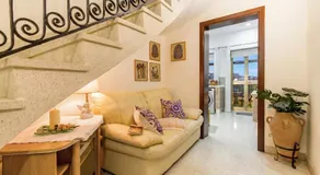 Sunny Maltese townhouse Madonnina Kalkara - Happy Rentals - Image 4