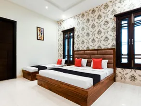Capital O 60496 Hotel Avera - Image 2