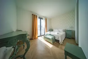 𓇣 New Eco-Townhouse | Wifi parking and Jacuzzi - Image 2
