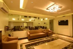 Manasi Pride - Image 4