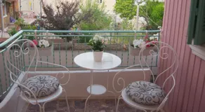 La Casa Rosa - Image 4