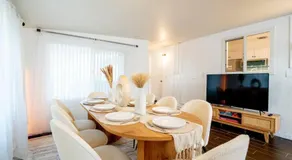 Stylish Cozy, Aesthetic, Stocked Kitchen, and Pet Friendly - Image 5