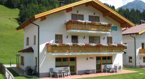 Haus Lowe - Image 3
